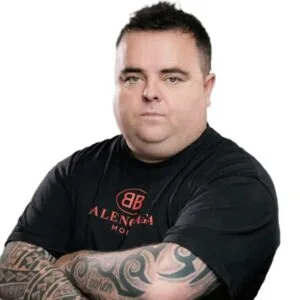 Craig Campbell